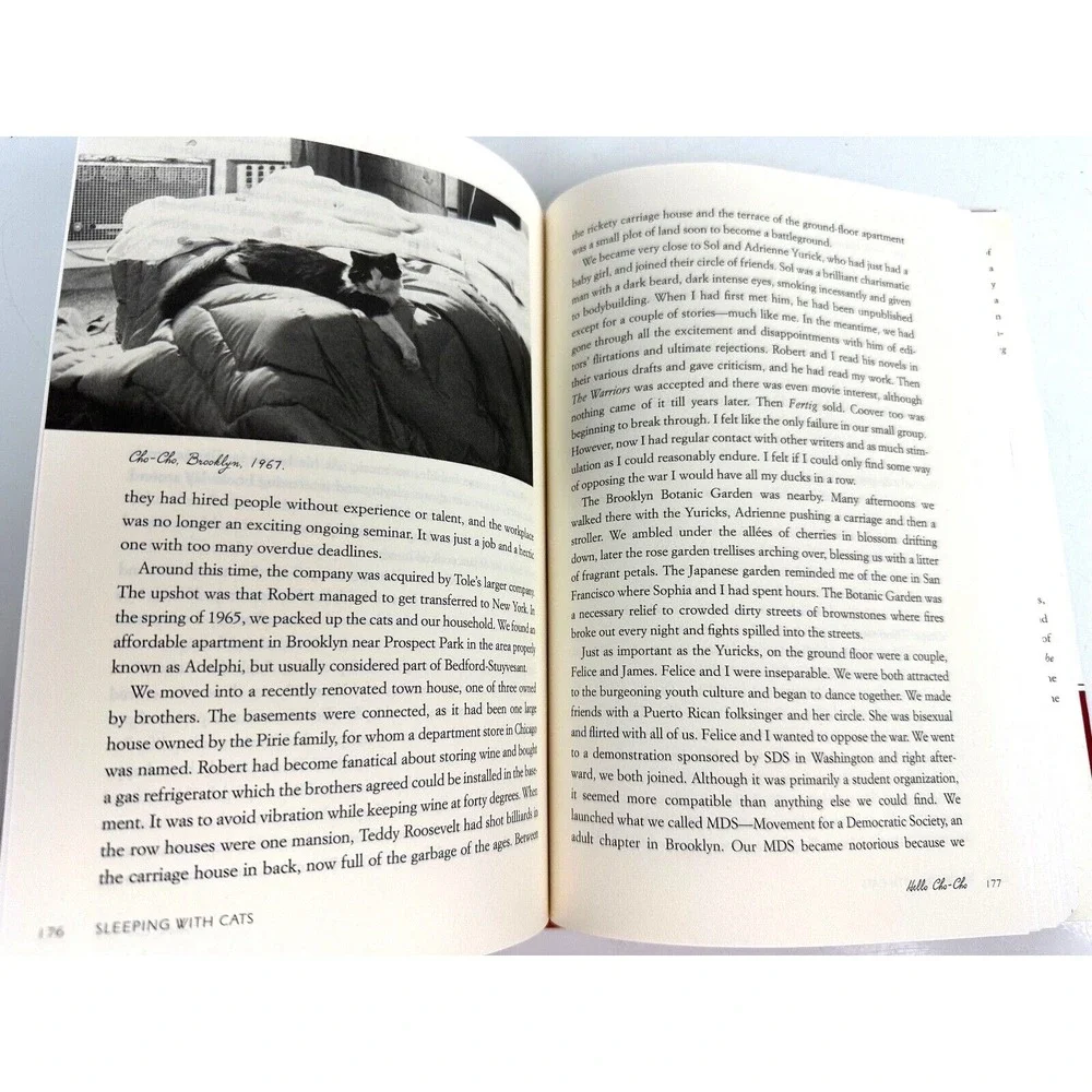 Sleeping with Cats: A Memoir - Hardcover By Marge Piercy c. 2002